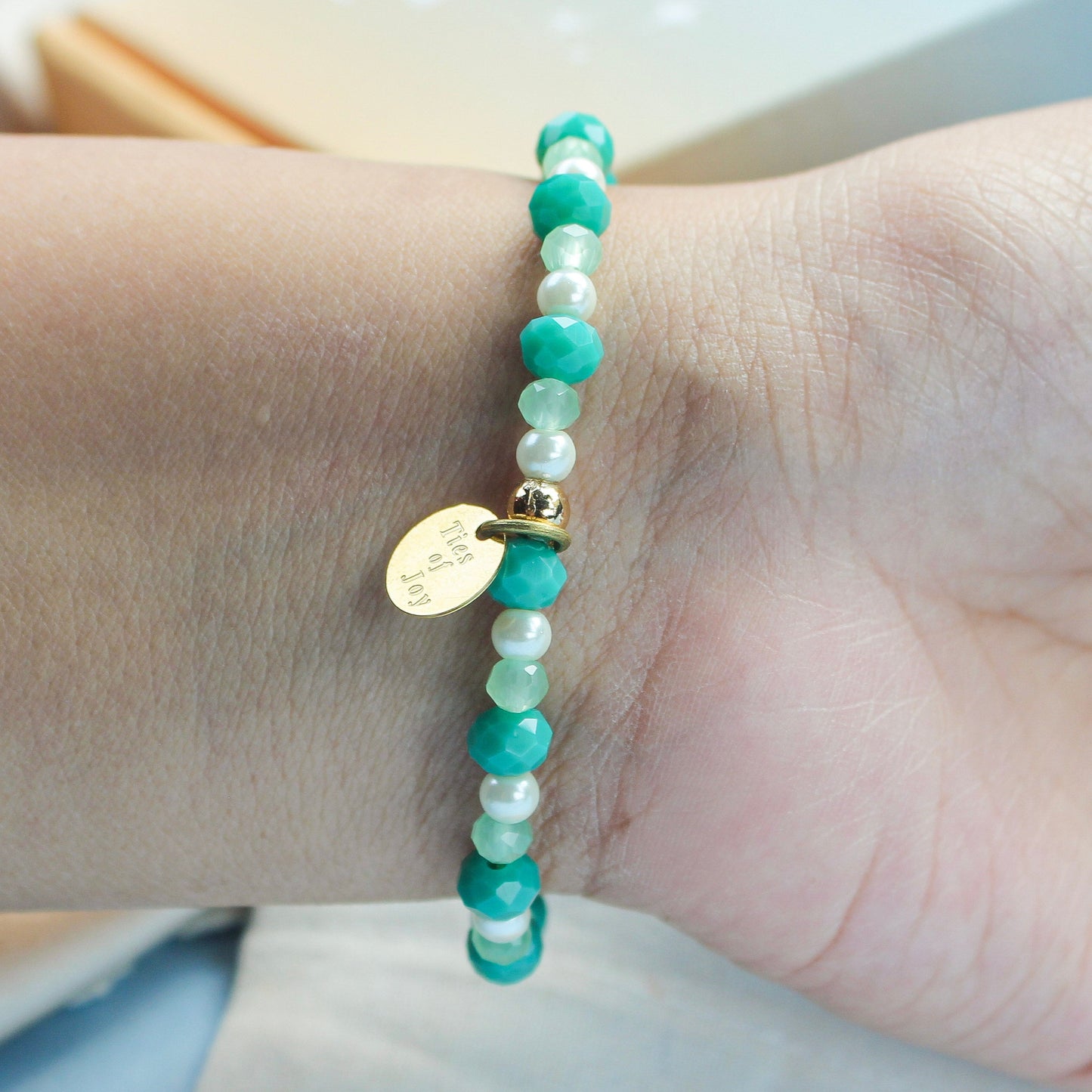 Jai Guru Ji – Custom handmade beaded bracelet with personalized name or mantra. Perfect for gifting, self-expression, and meaningful everyday wear.